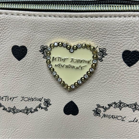 Betsy Johnson double zip wristlet *broken zipper* - Picture 2 of 10